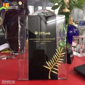 biểu trưng pha lê Thủ Đô - BPT27