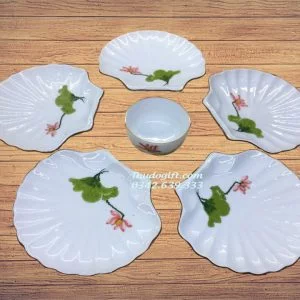 Bộ đĩa sò vẽ sen đỏ men trắng - SDMT6