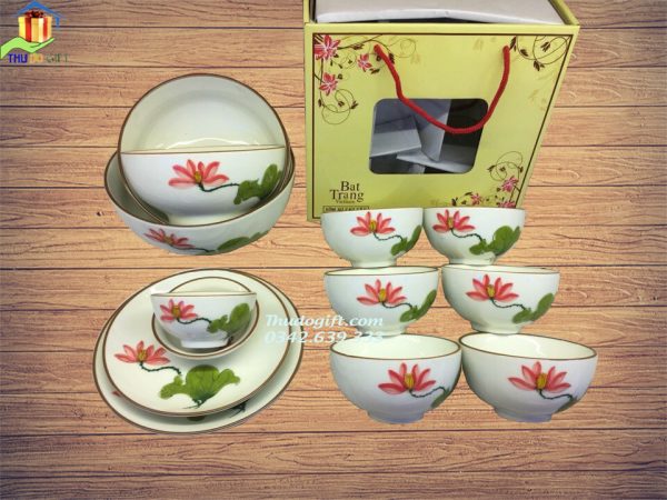 Bộ đồ ăn vẽ tay men kem 13 món