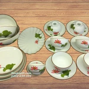 Bộ đồ ăn vẽ thay men kem