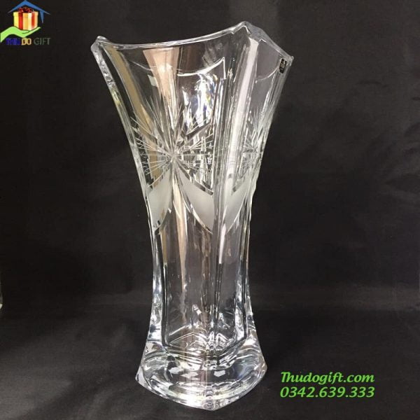 LỌ HOA PHA LÊ TIỆP - PL24 23 Lọ hoa pha lê Tiệp - PL24