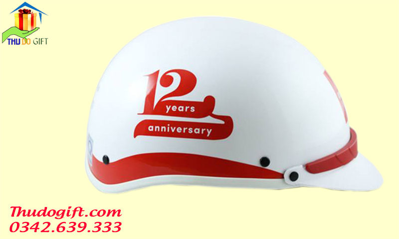 Mũ bảo hiểm kỷ niệm 12 năm thành lập công ty