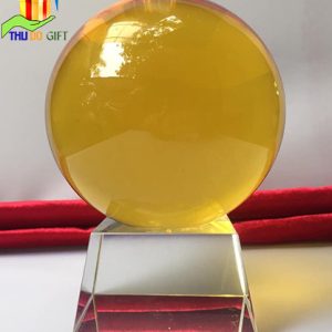 Quả cầu pha lê phong thủy màu vàng