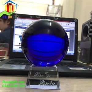 Quả cầu pha lê phong thủy màu xanh dương