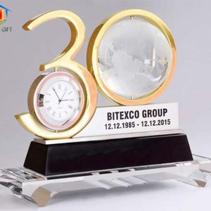 Thủ Đô Gift 77 Bộ số kỷ niệm pha lê 30 năm