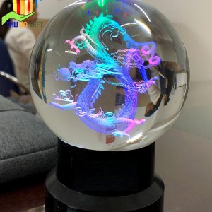 Quả cầu pha lê tuổi ngựa
