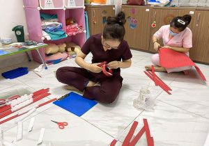 Hướng dẫn cách làm kính chống Covid-19