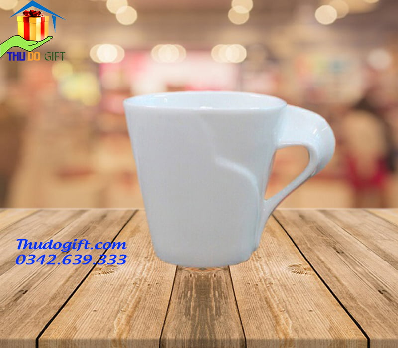 Tổng hợp những mẫu quà tặng cốc sứ đẹp, giá rẻ 11 Coc Trang Quai Xoan