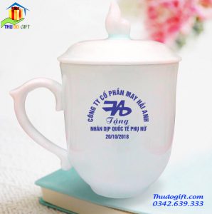 Quà tặng cốc sứ giá rẻ