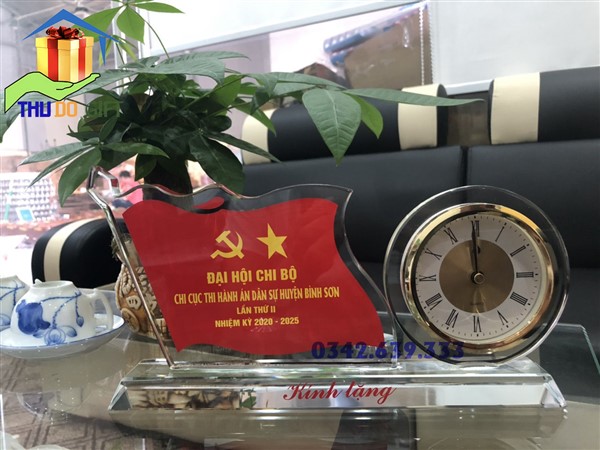 Đồng hồ để bàn Pha lê - Quà tặng đại hội Đảng 2020