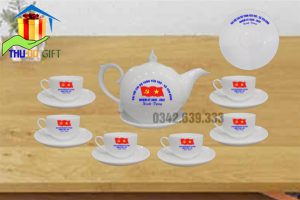 Bộ ấm chén in logo đại hội - Quà tặng đại hội