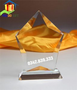 Biểu trưng pha lê đẹp giá rẻ