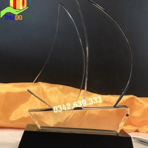 Biểu trưng pha lê cánh buồm đẹp