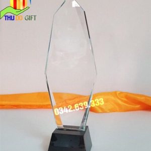 Biểu trưng pha lê giá rẻ hình thẻ bài