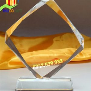 Biểu trưng pha lê mặt Vuông cao cấp