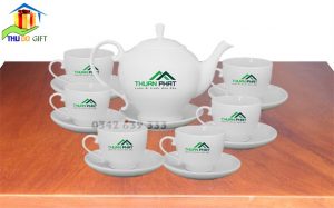 Bo am chen camelia in logo