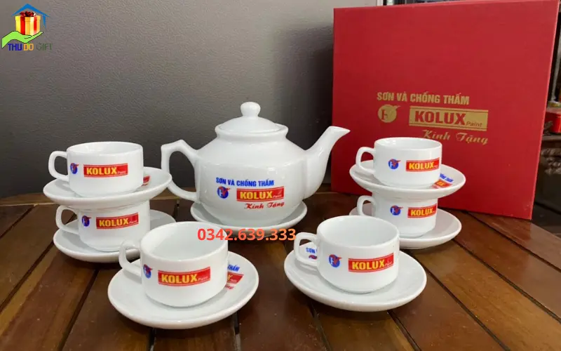 Bộ ấm chén dang Hongkong Bộ ấm chén dang Hongkong