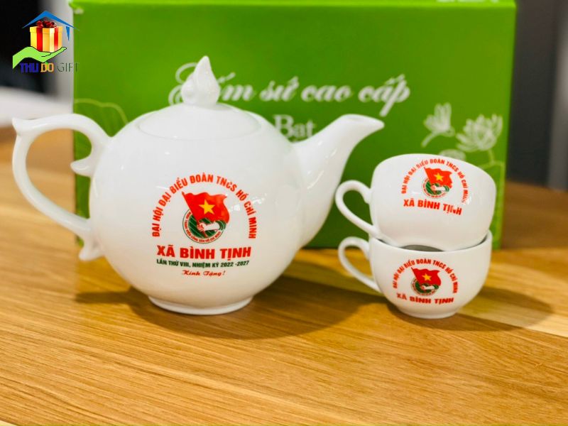 Bộ ấm trà in logo dáng ngọn lửa Bộ ấm trà in logo dáng ngọn lửa