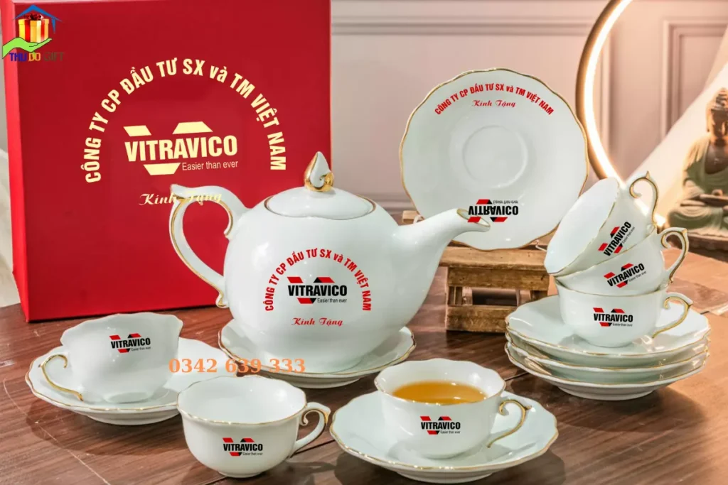 5+ Bộ Ấm Chén In Logo Giá Rẻ Làm Quà Tặng Cuối Năm 1 Ấm chén in logo thương hiệu cao cấp