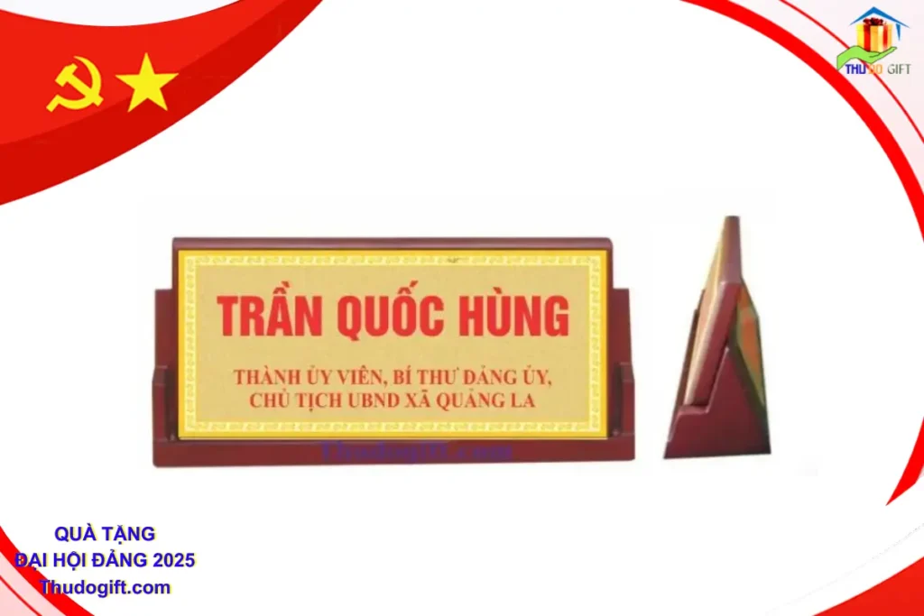 Biển tên chức danh để bàn tam giác Biển chức danh đế gỗ tam giác