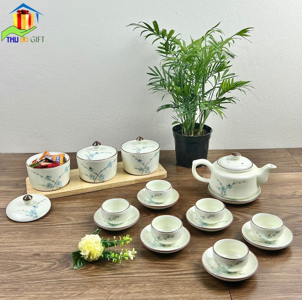Bộ bình trà, ấm chén gốm sứ cao cấp Bộ bình trà, ấm chén gốm sứ cao cấp
