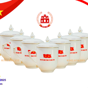Cốc sứ in quốc kỳ của ban tổ chức tỉnh uỷ Hưng Yên
