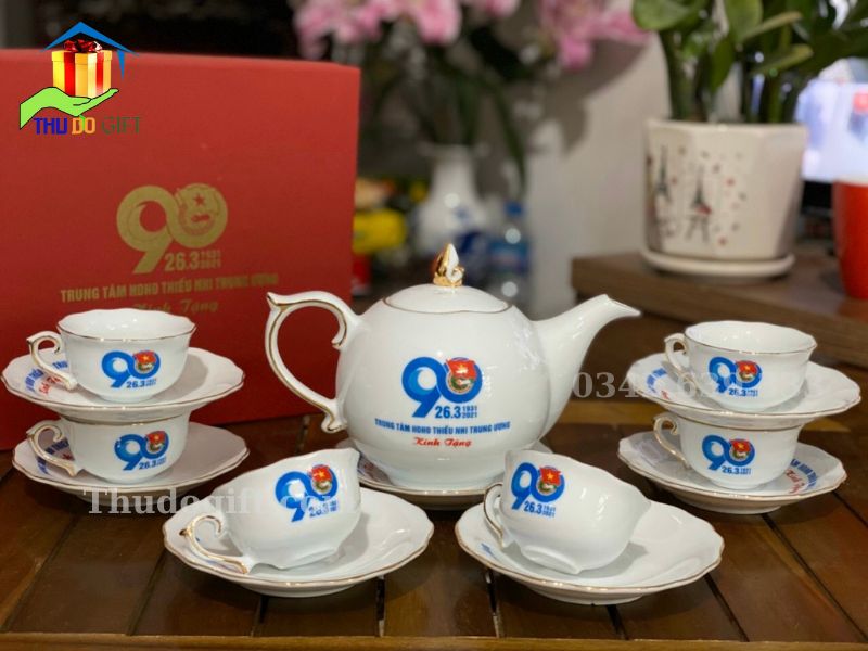 Bộ ấm chén Bát Tràng in logo