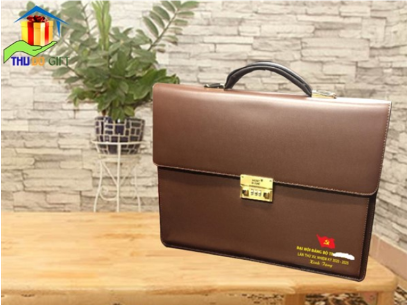 Cặp da đại hội cao cấp - Cặp da cao cấp Mont Blanc Cặp da đại hội cao cấp - Cặp da cao cấp Mont Blanc