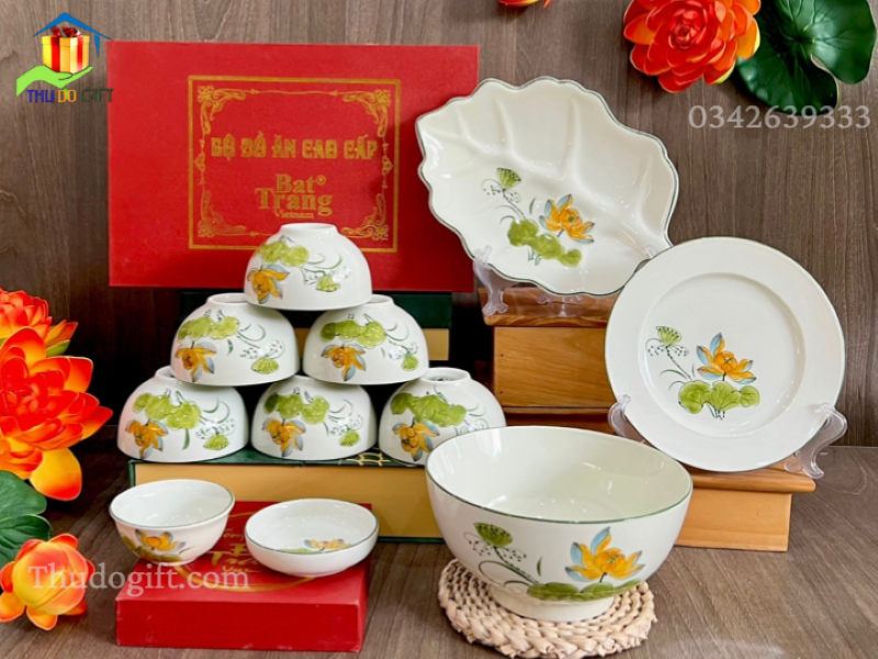 Quà Tết dành cho doanh nghiệp với bộ đồ ăn Bát Tràng Quà Tết dành cho doanh nghiệp với bộ đồ ăn Bát Tràng