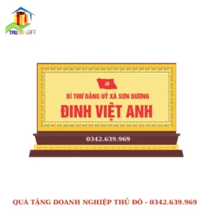 Biển tên chức danh Bí thư Đảng uỷ