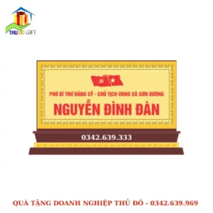 Biển chức danh phó Bí thư Đảng uỷ