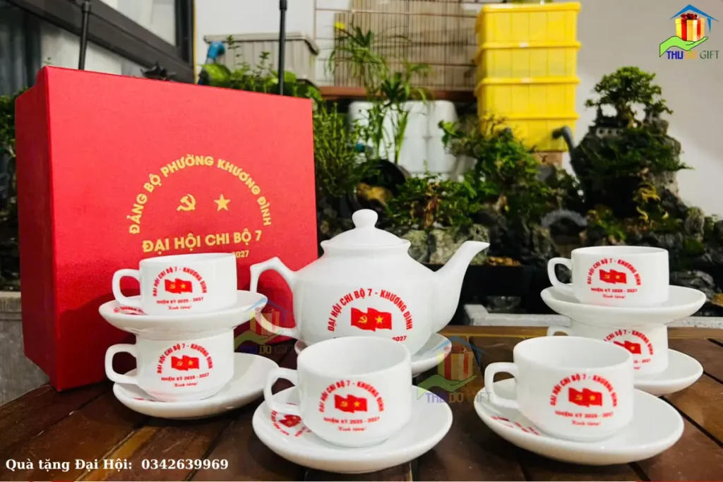 Bộ ấm chén in logo Đại hội Đảng bộ các cấp Bộ ấm chén in logo Đại hội Đảng bộ các cấp